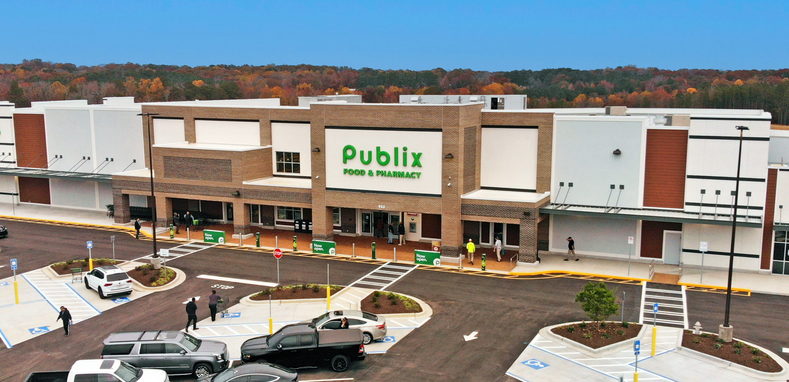 Publix-Anchored Shopping Center